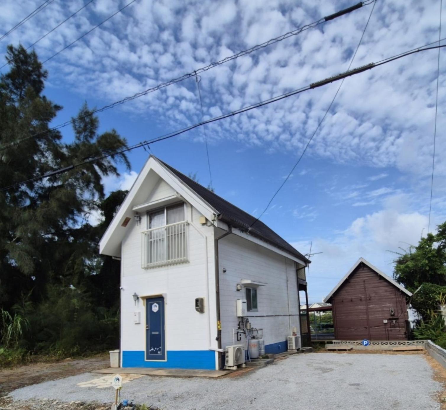 Cottage Blue Onna Εξωτερικό φωτογραφία